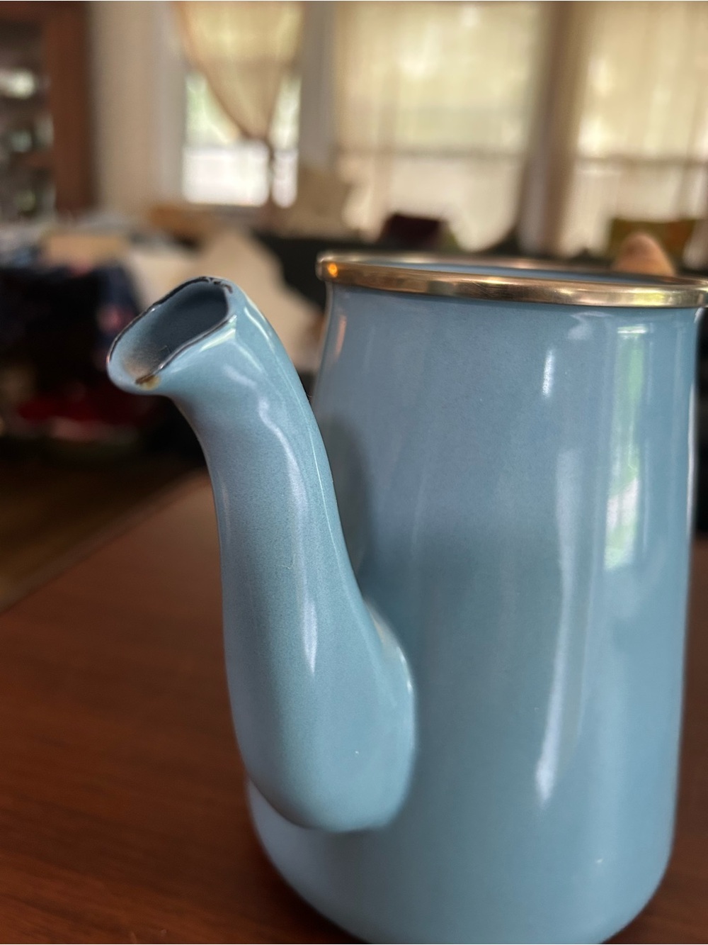 Vintage MacKenzie-Child blue enamel 6” Coffee/Tea pot, no lid, small chip - Picture 6 of 7